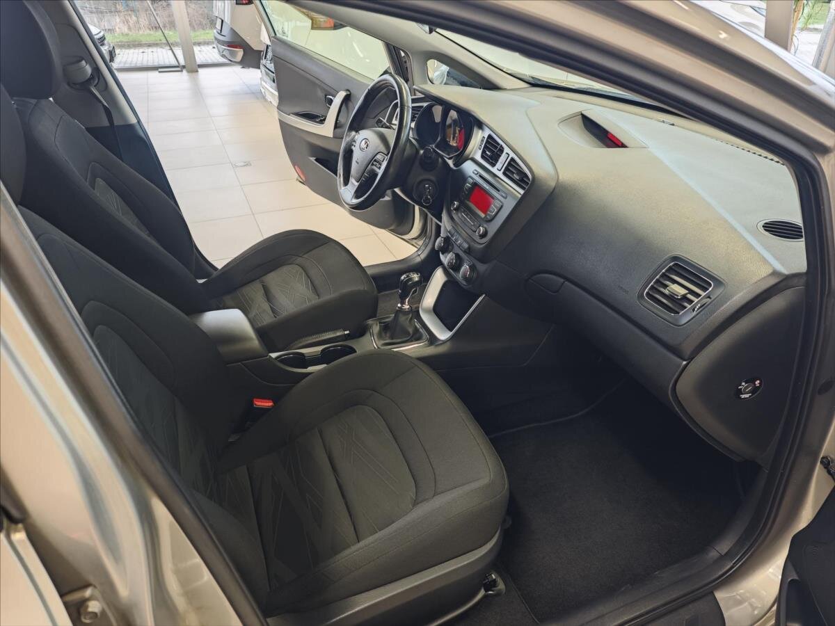 KIA Ceed Hatchback 1,4 l 73 kw