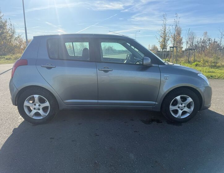 Suzuki Swift 6