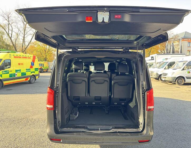 Mercedes-Benz Třídy V 9