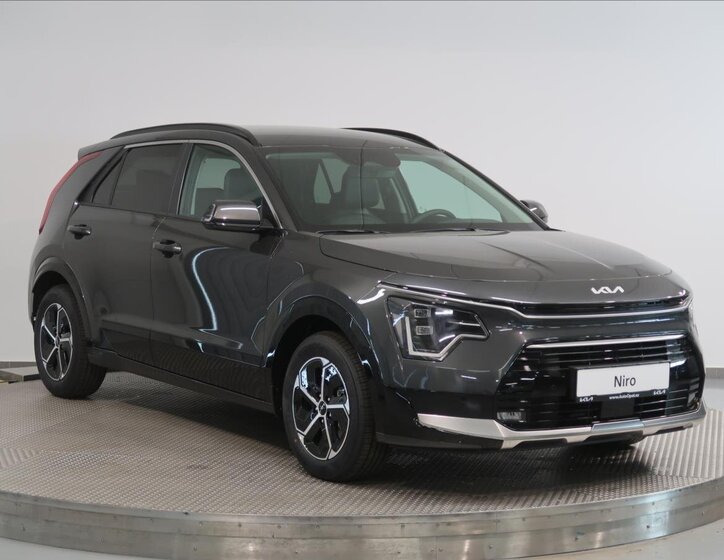 KIA Niro CUV / Crossover 1,6 l 95 kw