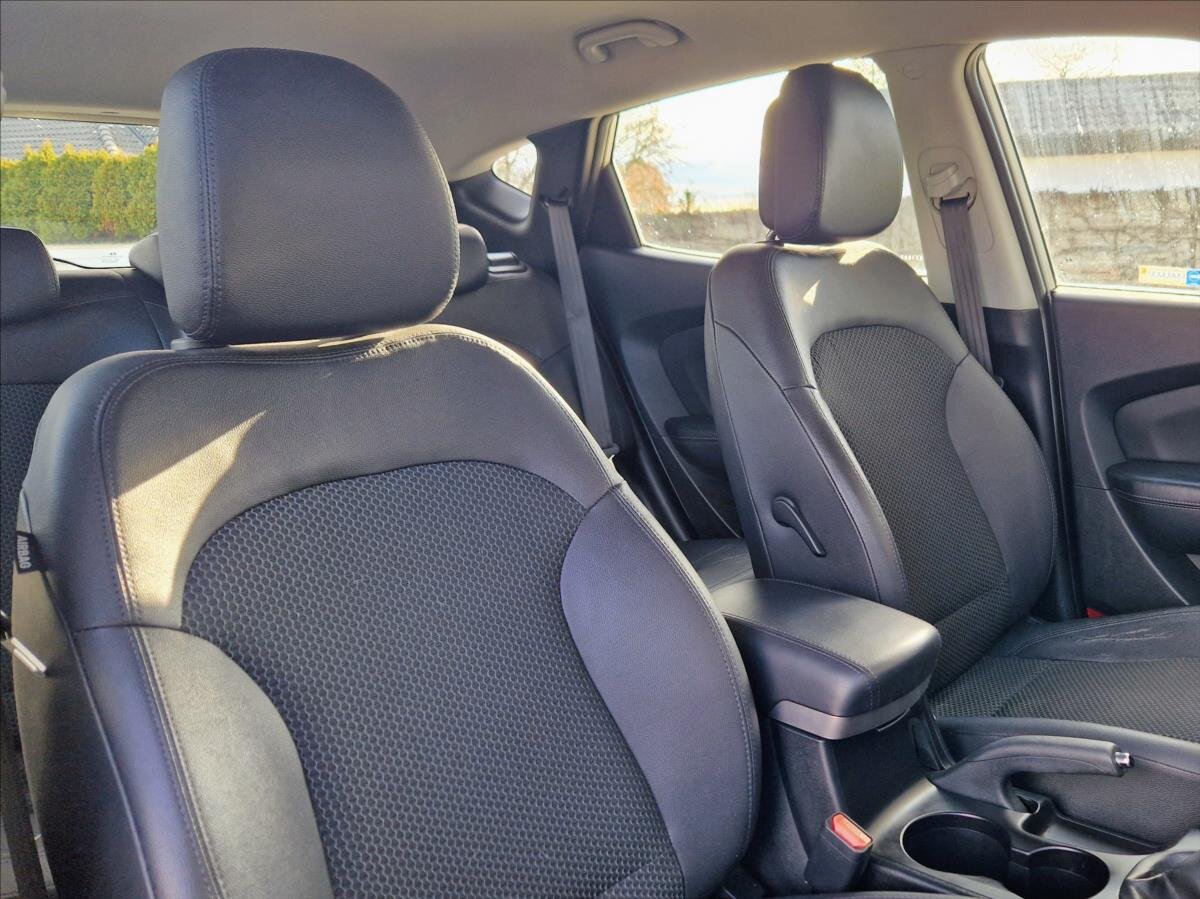 Hyundai ix35 SUV / Terénní 1,6 l 99 kw