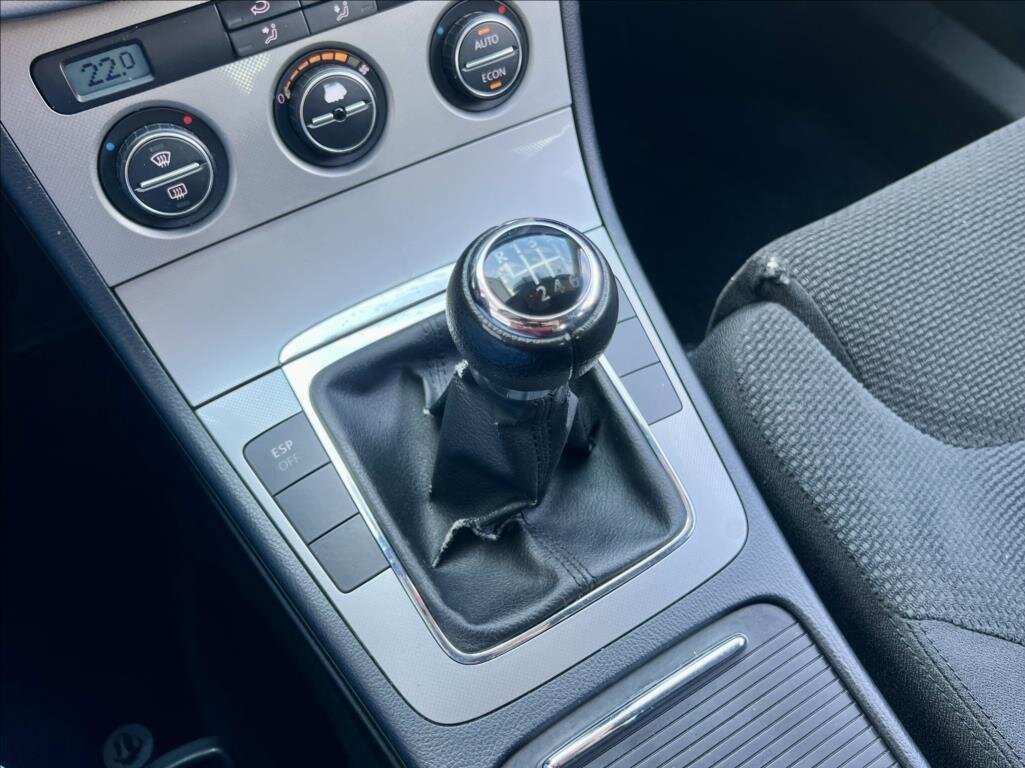 Volkswagen Passat Sedan 2,0 l 110 kw