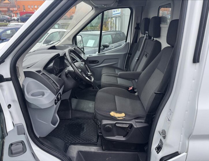 Ford Transit 21