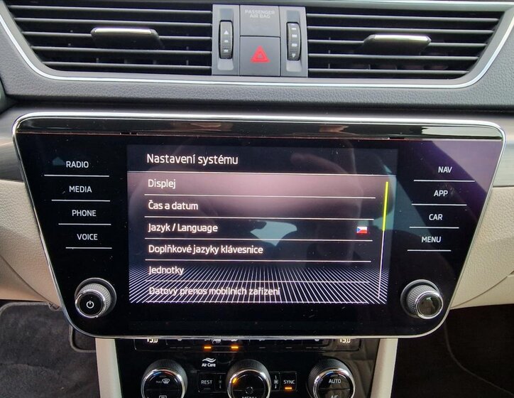 Škoda Superb Liftback 1,5 l 110 kw