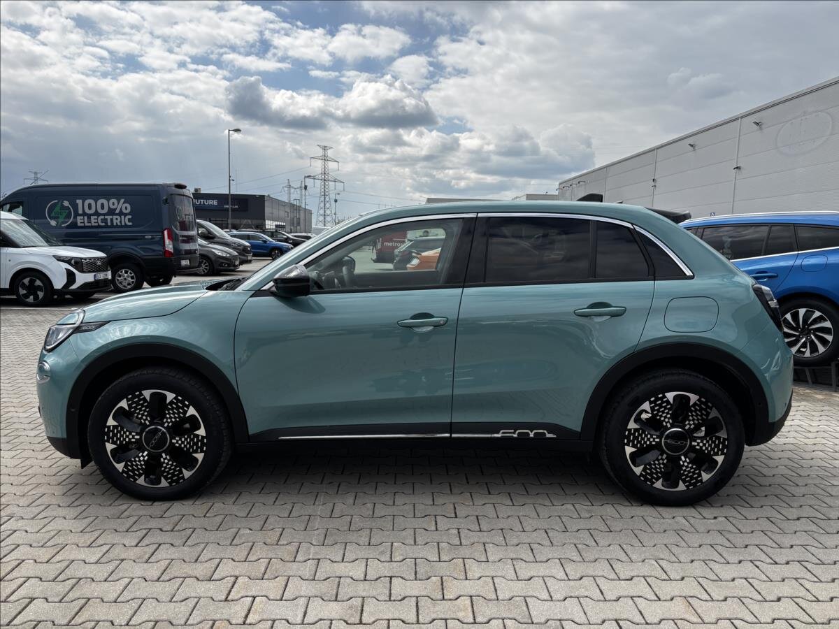 Fiat 600 SUV / Terénní 1,2 l 100 kw