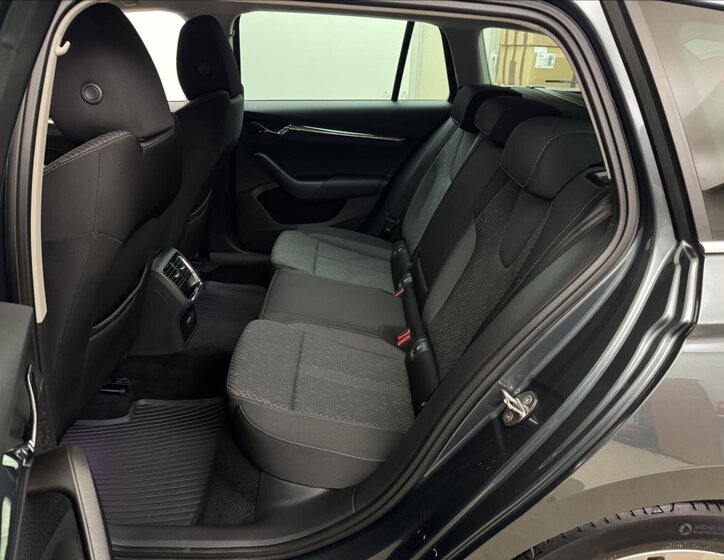 Škoda Octavia Kombi 1,5 l 110 kw