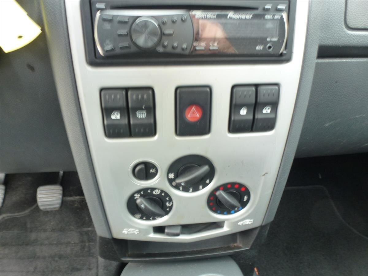 Dacia Logan Sedan / Limuzína 1,6 l 64 kw