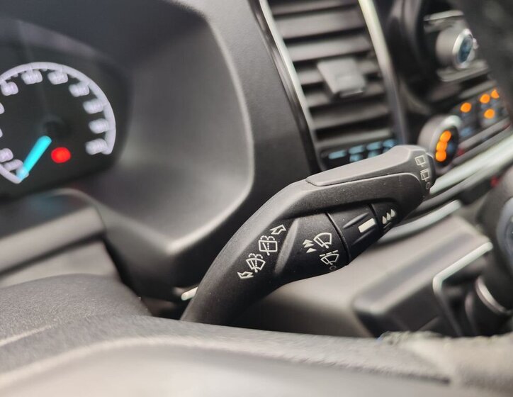 Ford Tourneo Custom 27