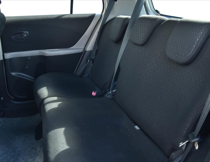 Toyota Yaris Hatchback 1,3 l 73 kw