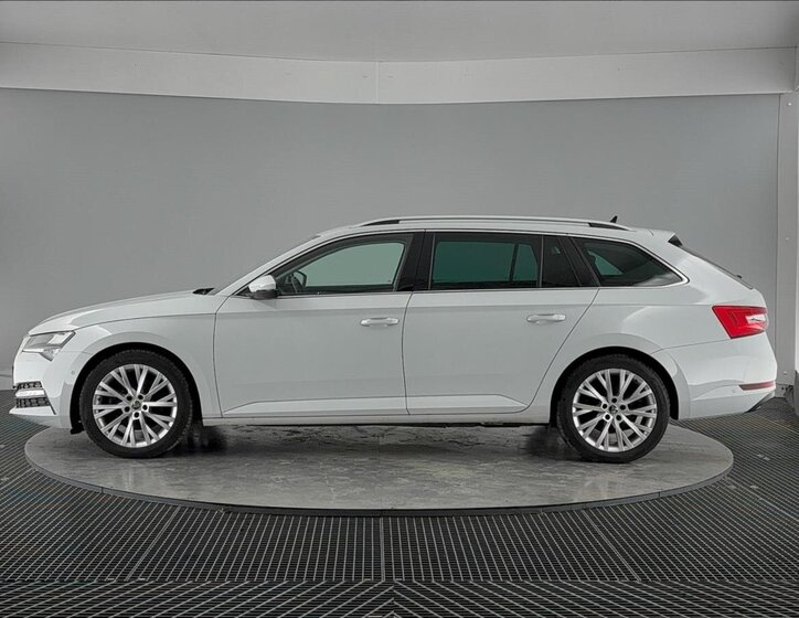 Škoda Superb Kombi 1,4 l 160 kw