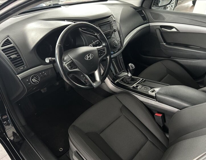 Hyundai i40 Kombi 1,6 l 99 kw