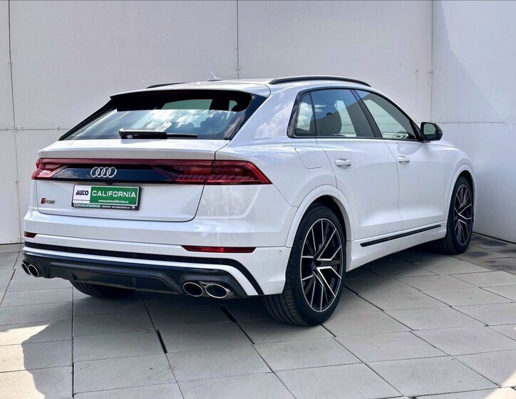 Audi SQ8 SUV / Terénní 4,0 l 320 kw