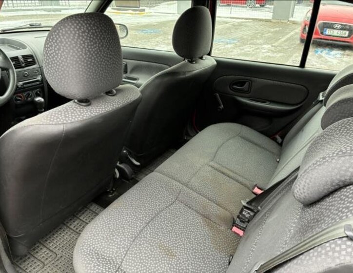 Renault Clio Hatchback 1,1 l 43 kw