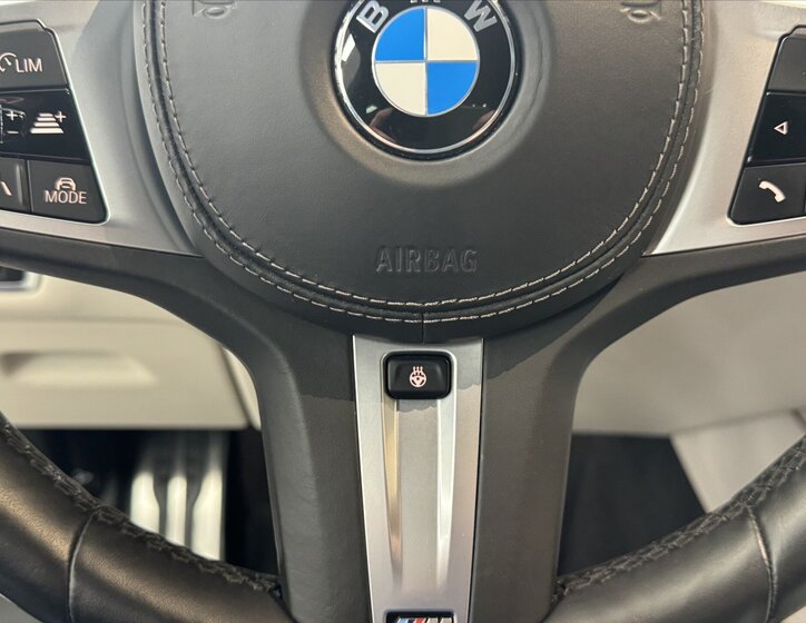 BMW X6 SUV / Terénní 3,0 l 250 kw