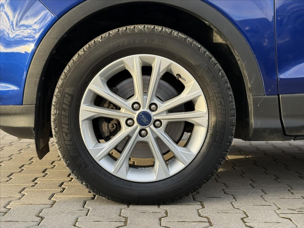 Ford Kuga SUV / Terénní 2,0 l 110 kw