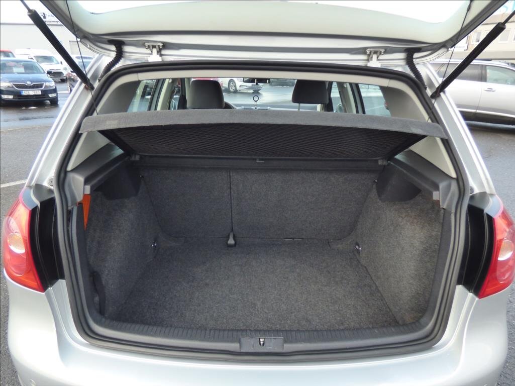 Volkswagen Golf Hatchback 1,6 l 75 kw