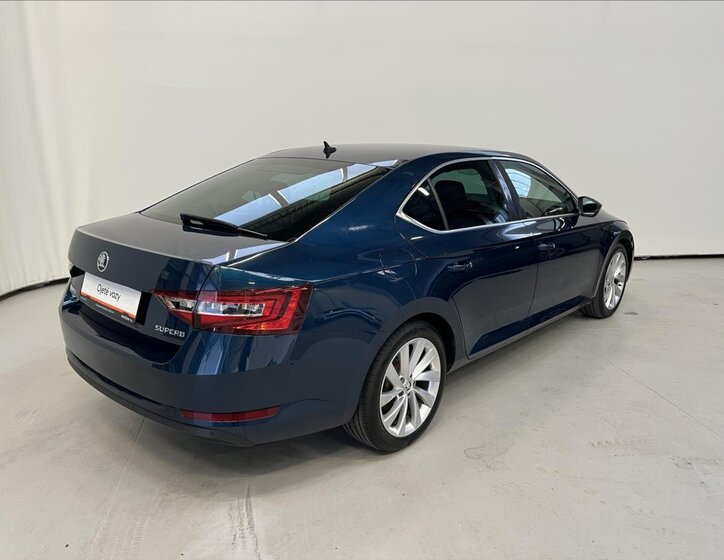 Škoda Superb 2