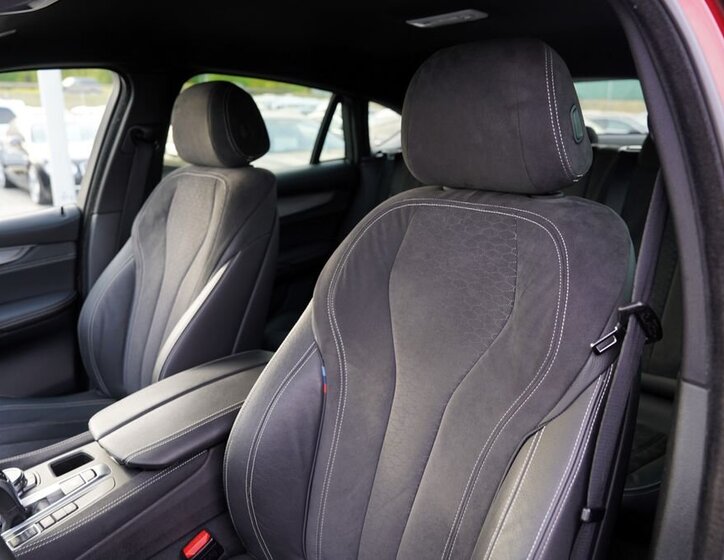 BMW X6 SUV / Terénní 3,0 l 280 kw