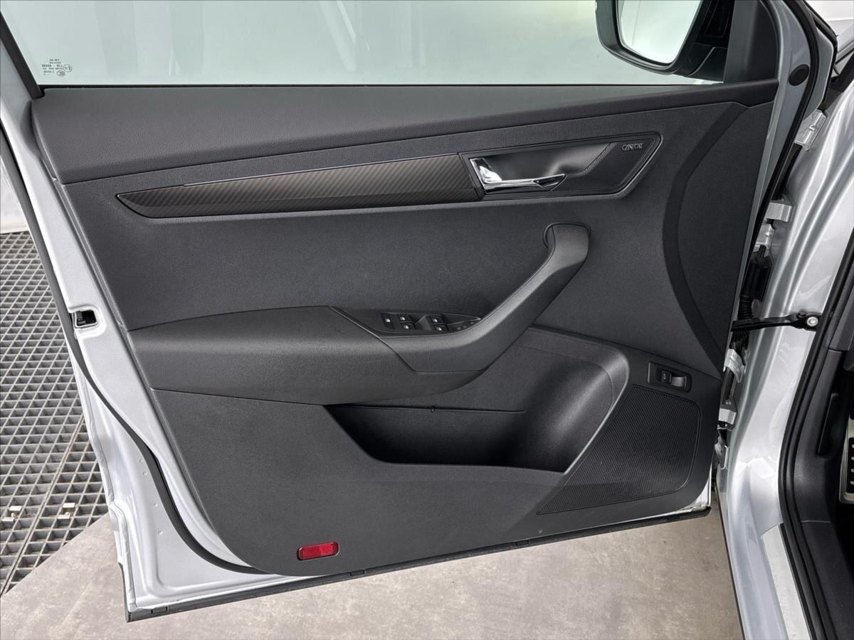 Škoda Karoq SUV / Terénní 1,5 l 110 kw