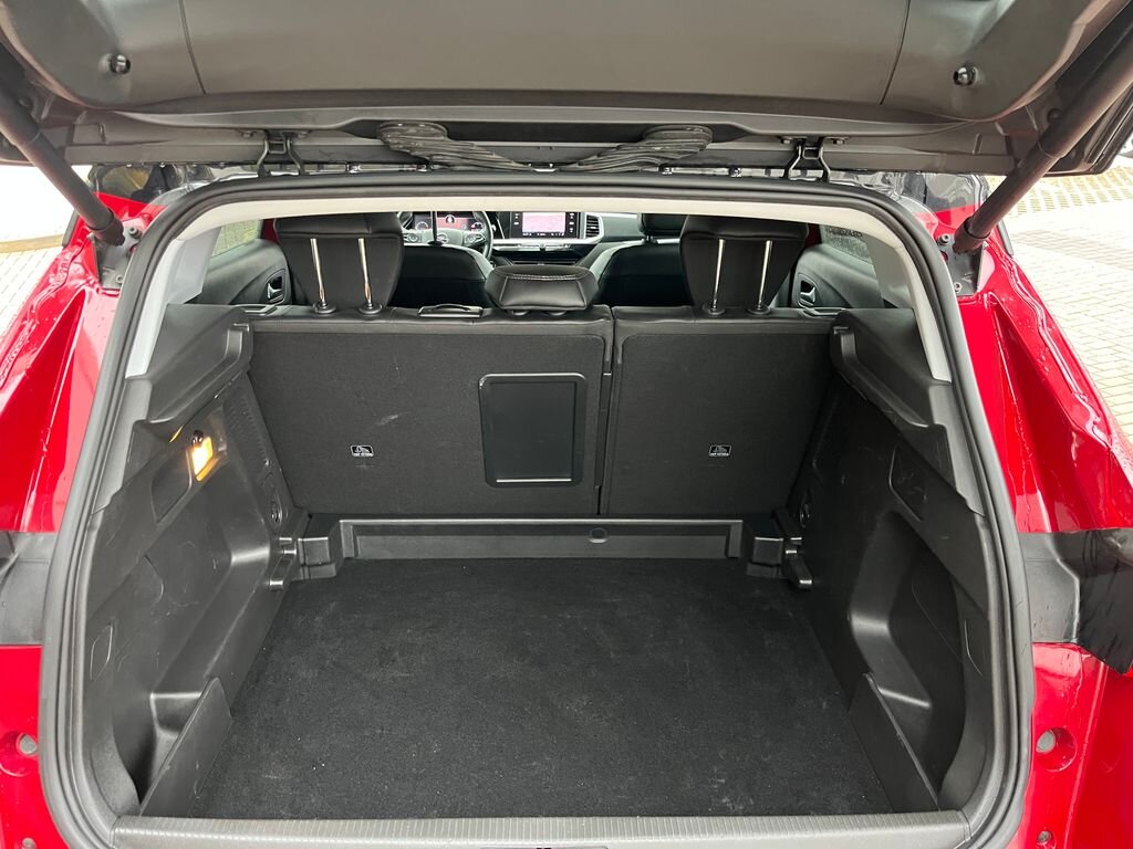 Opel Grandland SUV 1,2 l 96 kw