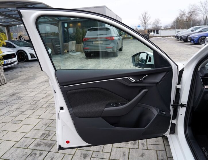 Škoda Scala Hatchback 1,6 l 85 kw