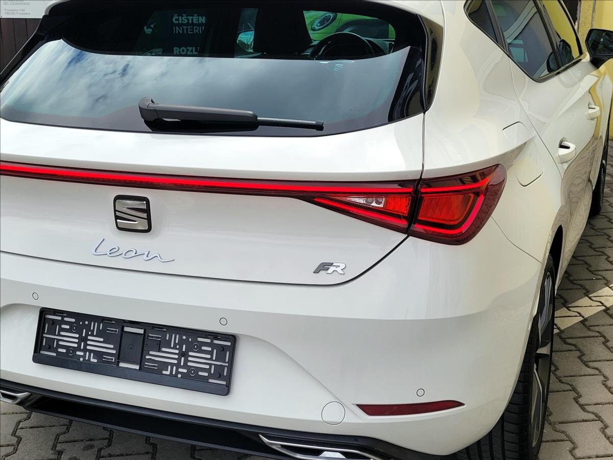 Seat Leon Hatchback 1,5 l 110 kw