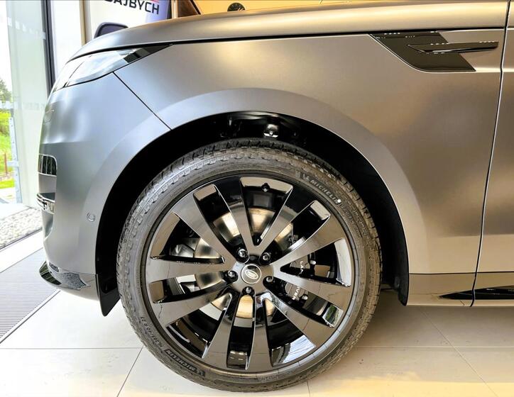 Land Rover Range Rover Sport 6