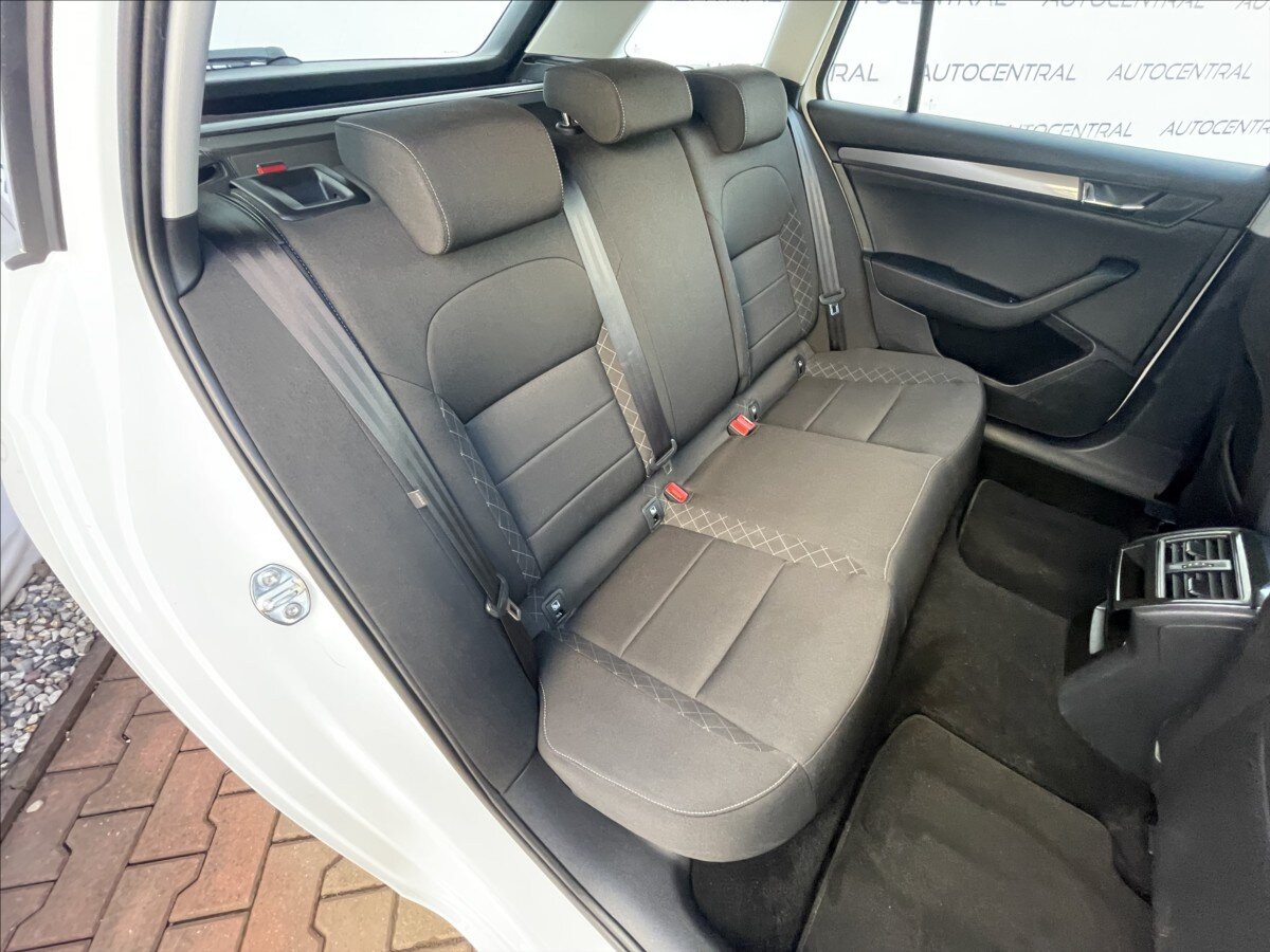 Škoda Superb Kombi 1,4 l 92 kw