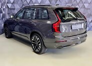 Volvo XC90 SUV / Terénní 2,0 l 184 kw