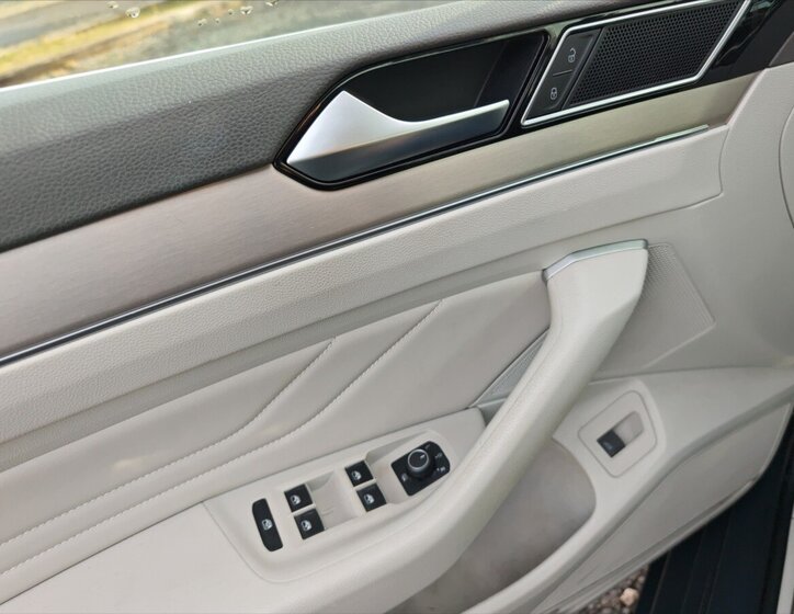 Volkswagen Passat Kombi 2,0 l 110 kw