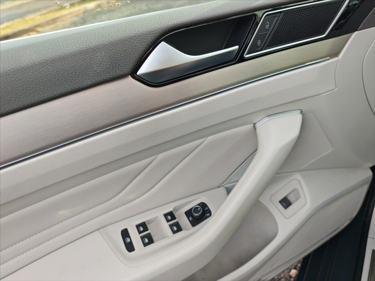 Volkswagen Passat Kombi 2,0 l 110 kw