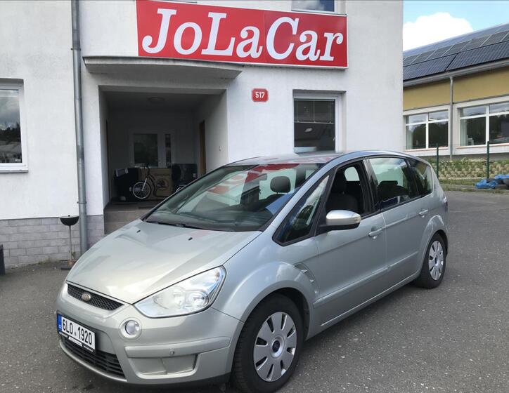Ford S-MAX 1
