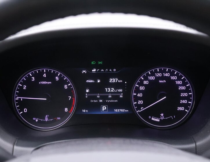 Hyundai Genesis Sedan 3,8 l 232 kw