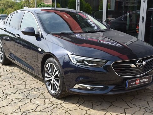 Opel Insignia Sedan / Limuzína 1,6 l 100 kw