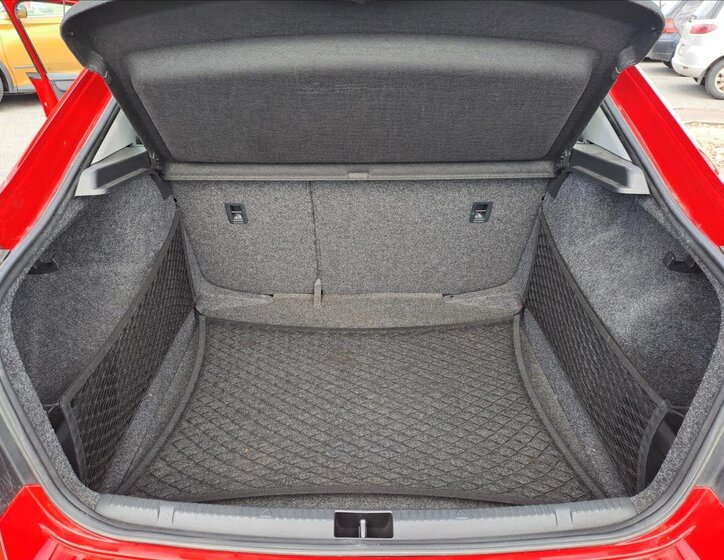 Škoda Rapid Liftback 1,2 l 81 kw