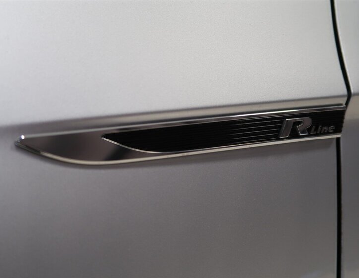 Volkswagen Passat Kombi 2,0 l 147 kw