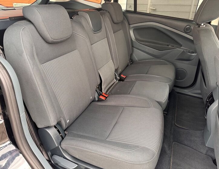 Ford Grand C-MAX MPV 1,6 l 110 kw