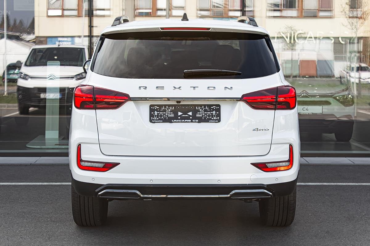 SsangYong Rexton SUV 2,2 l 149 kw