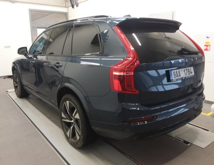 Volvo XC90 SUV 2,0 l 173 kw