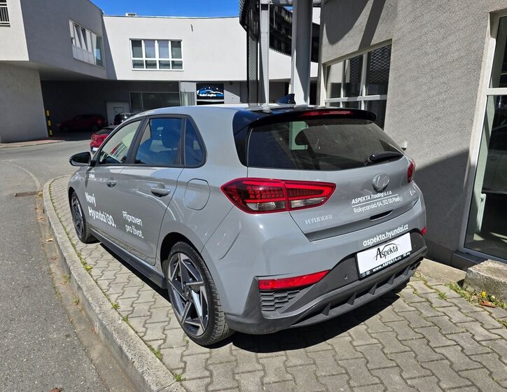 Hyundai i30 Hatchback 1,5 l 103 kw