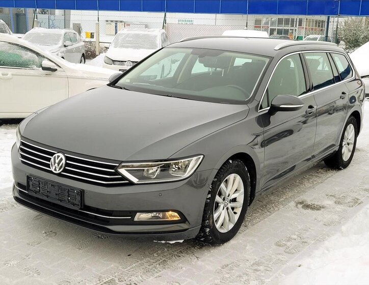 Volkswagen Passat Kombi 1,6 l 88 kw