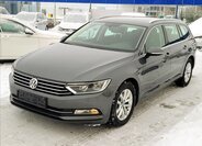 Volkswagen Passat Kombi 1,6 l 88 kw
