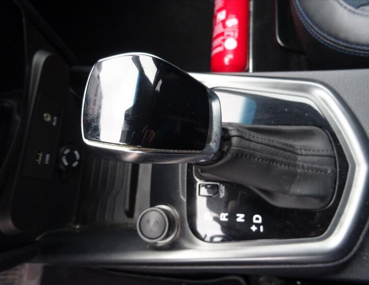 SsangYong XLV SUV 1,6 l 94 kw