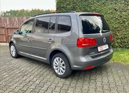Volkswagen Touran MPV 1,6 l 77 kw