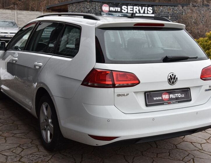 Volkswagen Golf Kombi 1,4 l 81 kw