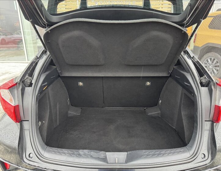 Toyota C-HR Hatchback 1,2 l 85 kw