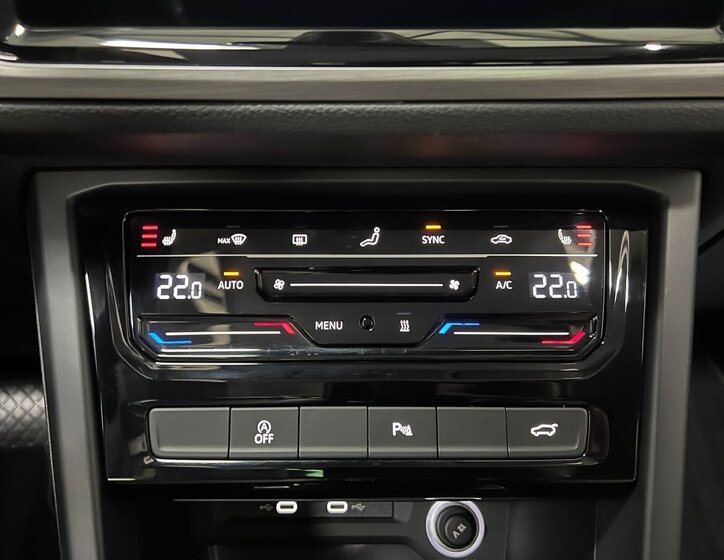 Volkswagen Touran Ostatní 1,5 l 110 kw