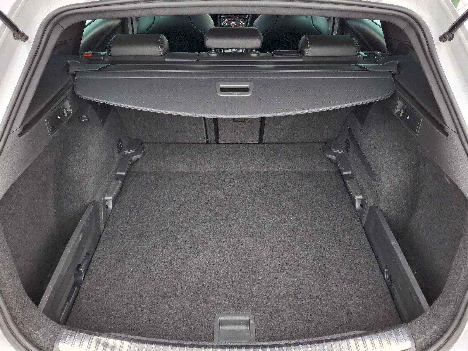 Seat Leon Kombi 2,0 l 221 kw