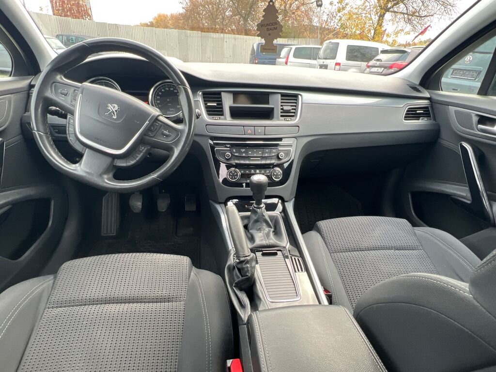 Peugeot 508 Sedan / Limuzína 2,0 l 103 kw