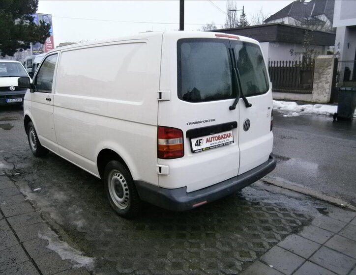Volkswagen Transporter 4
